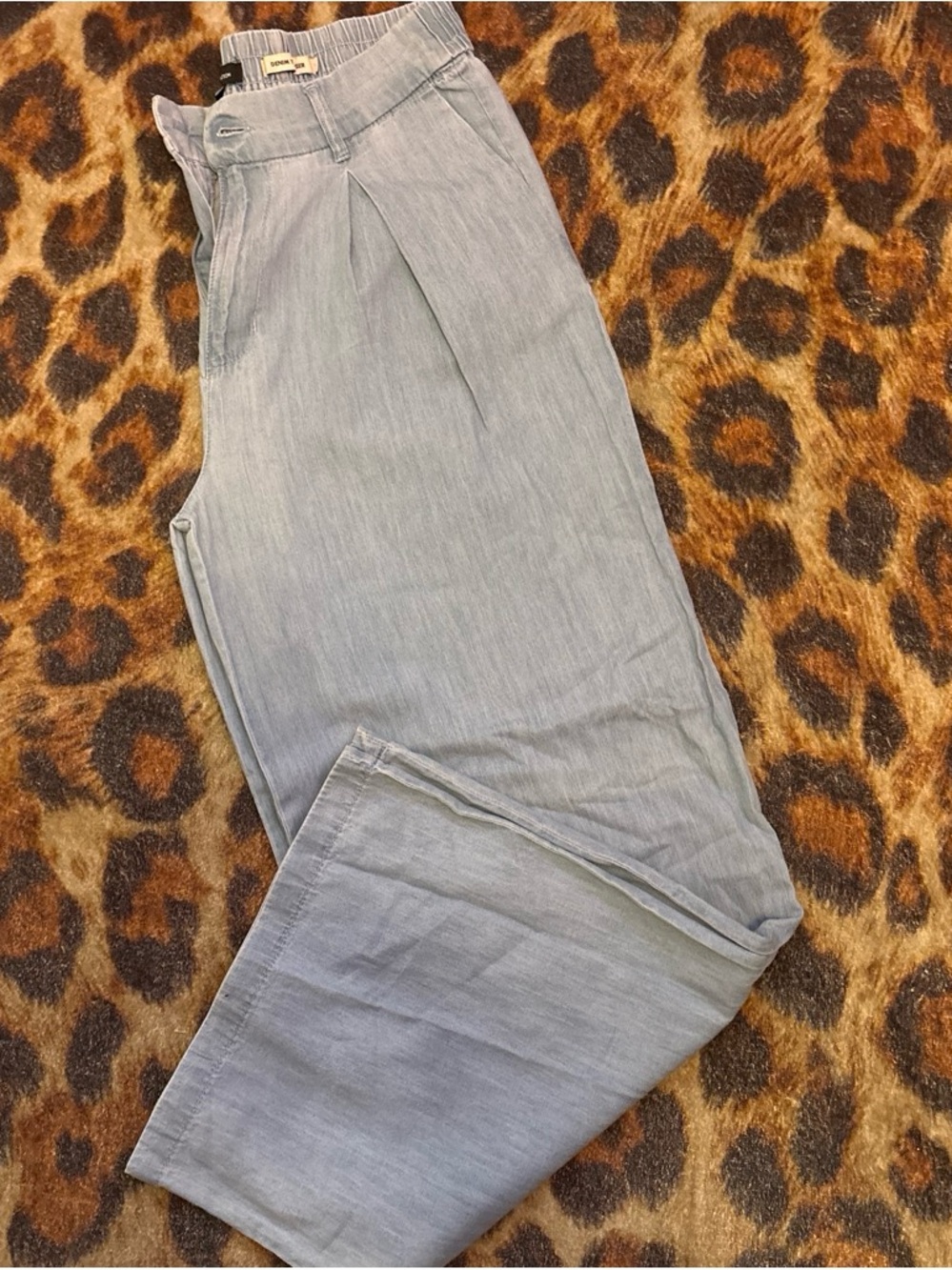 BCBGeneration Light Blue Pleated Men's Chinos